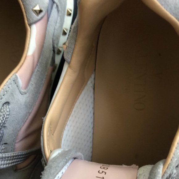 Authentic Valentino sneaker - Picture 9 of 9